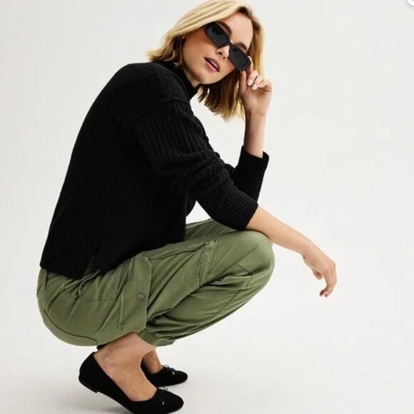 NWOT SO® Cozy Mock-Neck Sweater in Black - Oversized - Picture 9 of 9